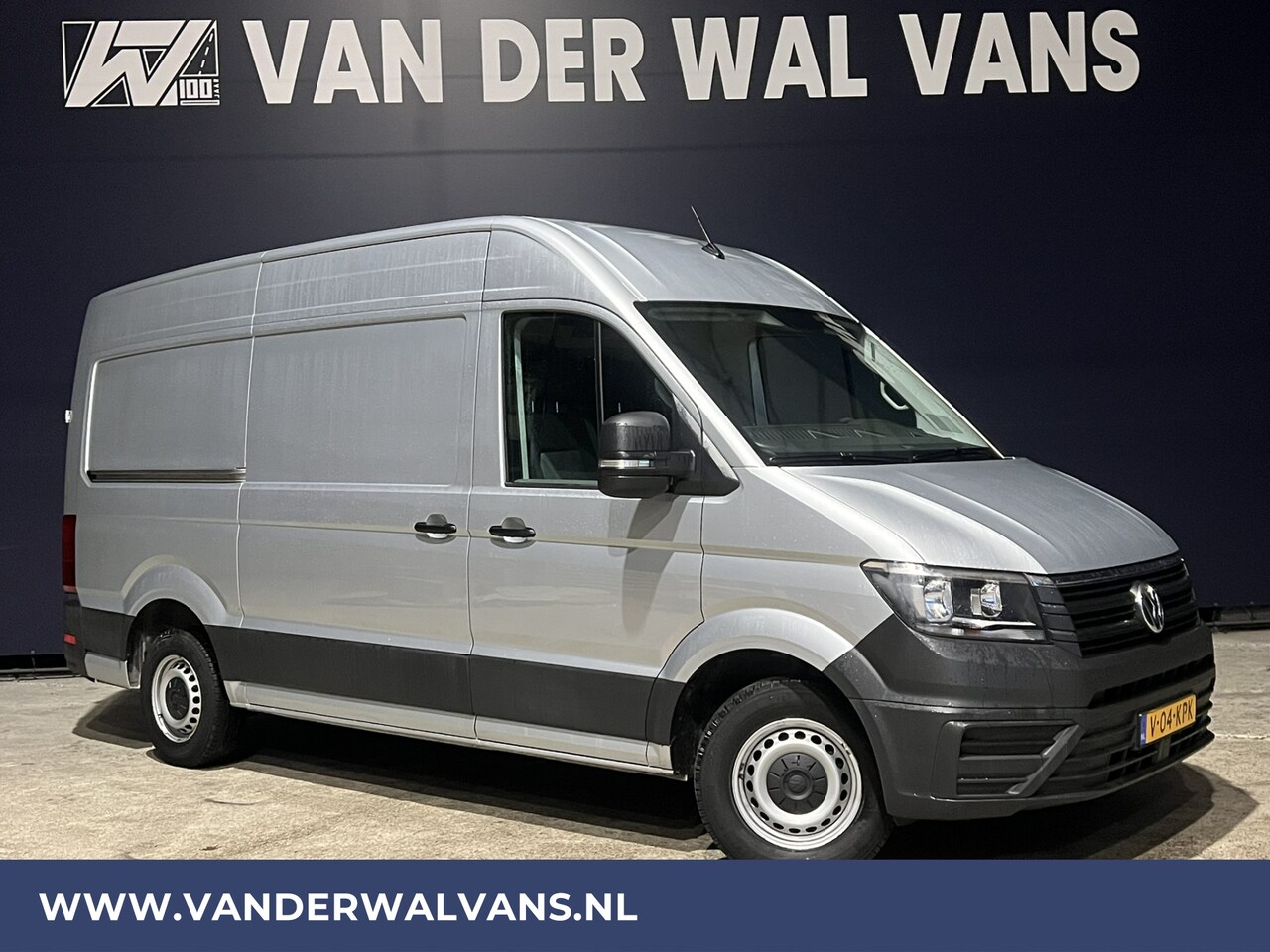 Volkswagen Crafter - 2.0 TDI 141pk L3H3 L2H2 Euro6 Airco | Navigatie | Apple Carplay | Cruisecontrol Android Au - AutoWereld.nl