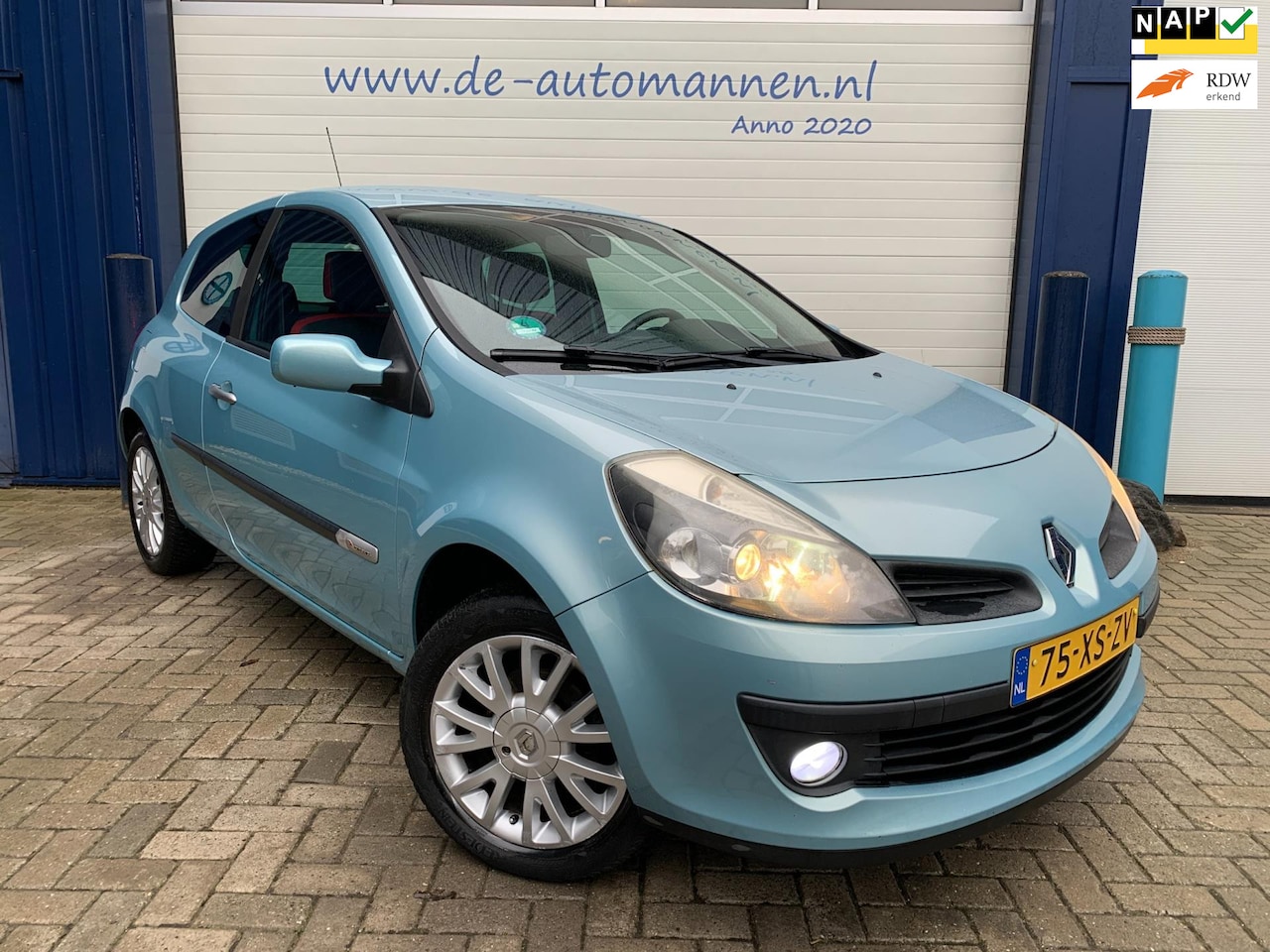 Renault Clio - 1.2 TCE TURBO 101pk Rip Curl 3-drs / AIRCO / APK 09-2025 - AutoWereld.nl