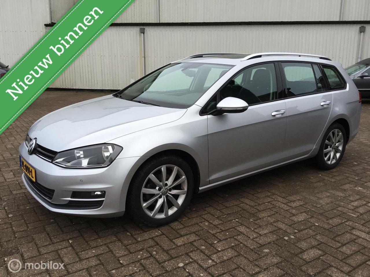 Volkswagen Golf Variant - 1.6 TDI Highline automaat DB 202000 - AutoWereld.nl