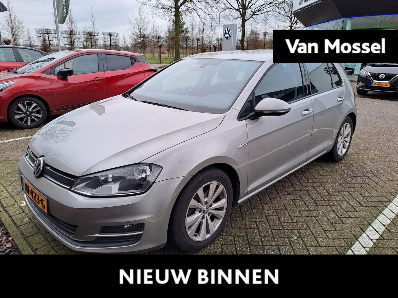 Volkswagen Golf - 1.0 TSI Connected Series | WORDT VERWACHT | - AutoWereld.nl