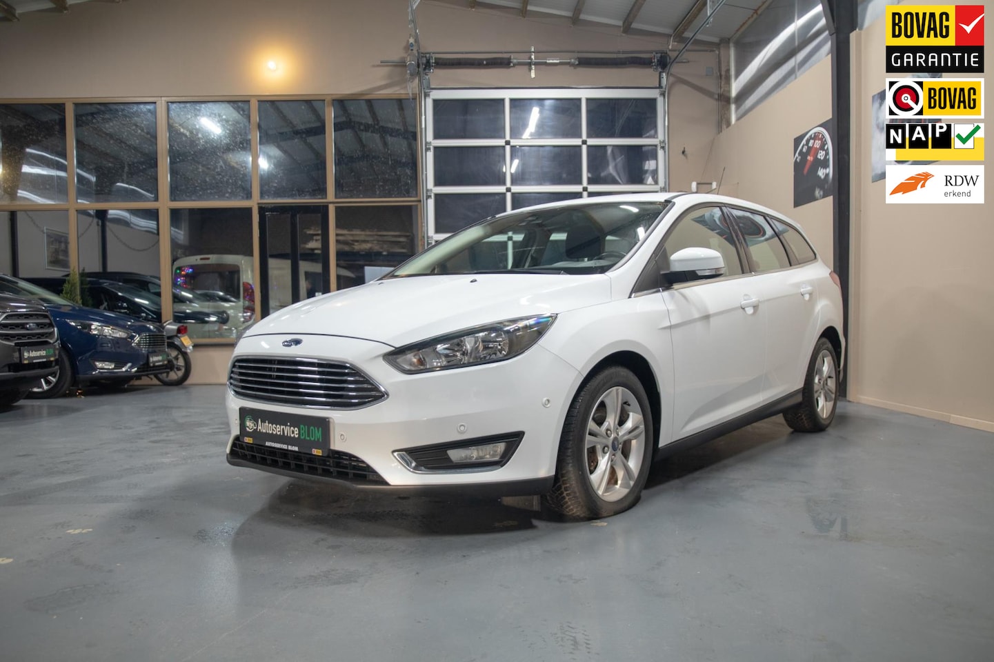 Ford Focus Wagon - 1.0 EcoBoost Titanium met nieuwe distributie en 6 tot 12 maanden garantie - AutoWereld.nl