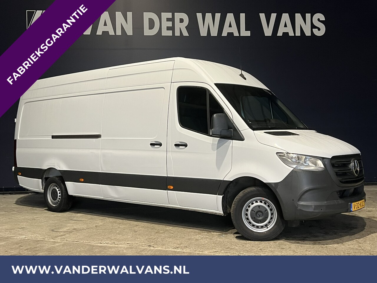 Mercedes-Benz Sprinter - 317 CDI 170pk L3H2 Fabrieksgarantie Euro6 Airco | Camera | Apple Carplay | Android Auto Cr - AutoWereld.nl