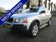 Volvo XC90 - 2.5 T 210 PK Ecc Cruisecontrol 7 persoons Leer/Stof Stoelverwarming Pdc Trekhaak*Youngtime