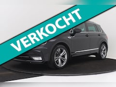 Volkswagen Tiguan - 1.4 TSI Connected Series | R-line | Panoramadak | Org NL | Adap LED | Keyless entry | Etc