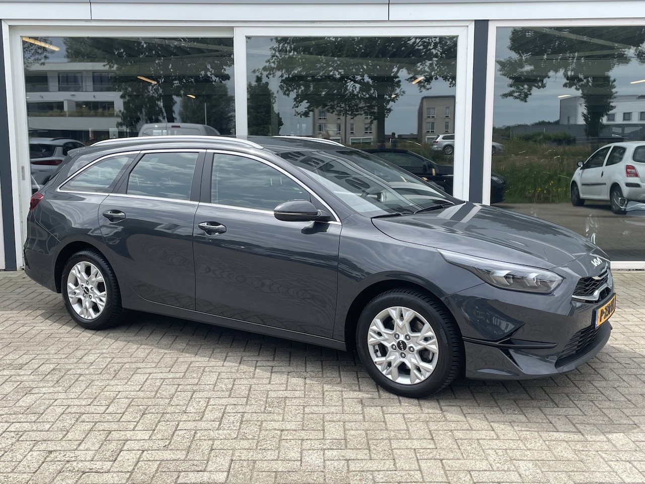 Kia Cee'd Sportswagon - Ceed 1.0 T-GDi DynamicLine 50% deal 7.475,- ACTIE Clima / LED / Cruise / Telefoon - AutoWereld.nl