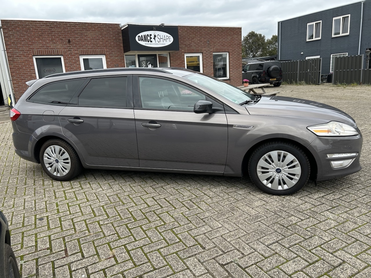 Ford Mondeo Wagon - 2.0 TDCi Titanium Automaat / Stoelverwarming / Navi / Telefoon - AutoWereld.nl