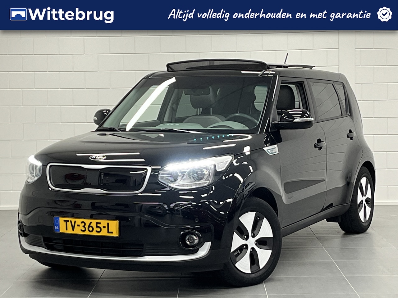 Kia e-Soul - EV Edition 30 kWh NAVIGATIE | PANORAMADAK | PARKEERCAMERA | LEUKE RUIME AUTO! - AutoWereld.nl