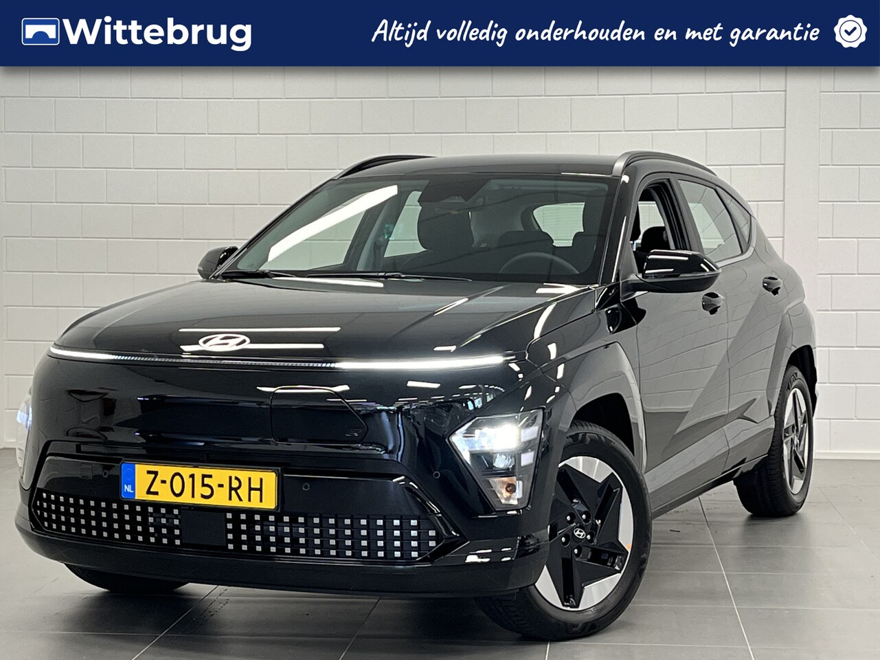 Hyundai Kona Electric - Comfort Limited 65.4 kWh NAVIGATIE | WARMTEPOMP | PARKEERCAMERA | DEMO BESCHIKBAAR VANAF 0 - AutoWereld.nl