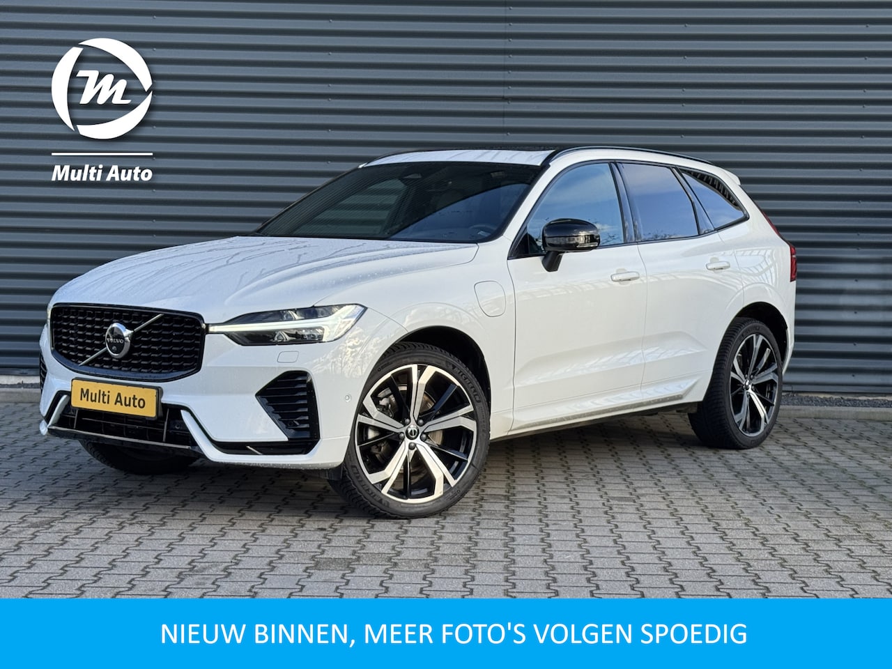 Volvo XC60 - Recharge T6 AWD R-Design Plug In Hybrid Facelift Model PHEV | Harman Kardon | Panorama | 3 - AutoWereld.nl