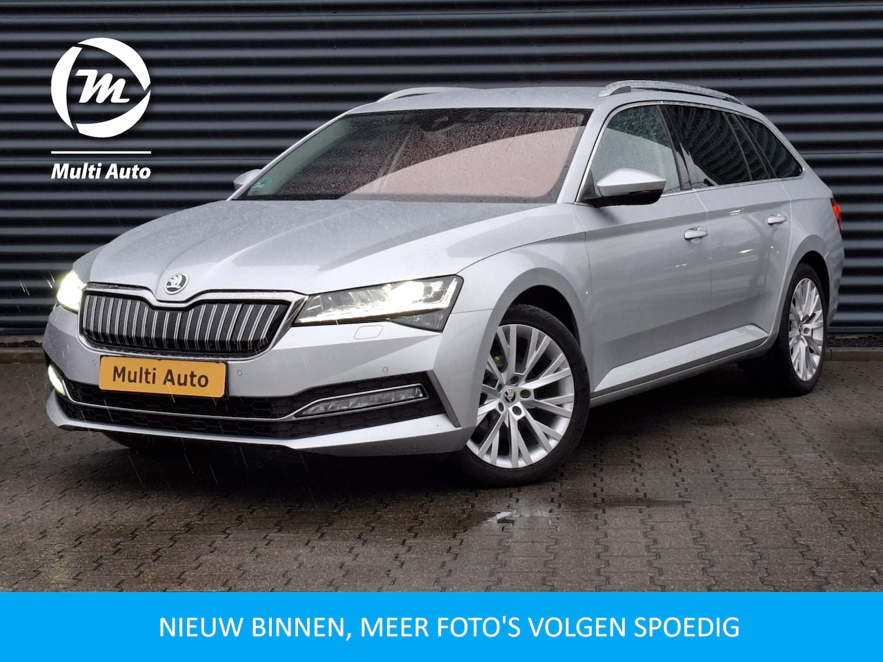 Skoda Superb Combi - 1.4 TSI iV Business Edition Plug in Hybrid PHEV | Lederen Sportstoelen Memory | Trekhaak a - AutoWereld.nl