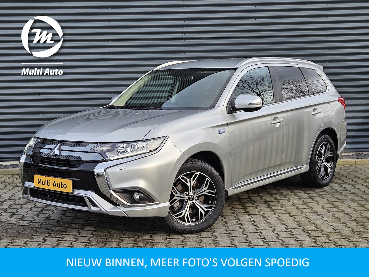 Mitsubishi Outlander Sport - 2.4 Intense+ Plug In Hybrid PHEV | Navi Full Map | Alcantara Sportstoelen Verwarmd | Camer - AutoWereld.nl