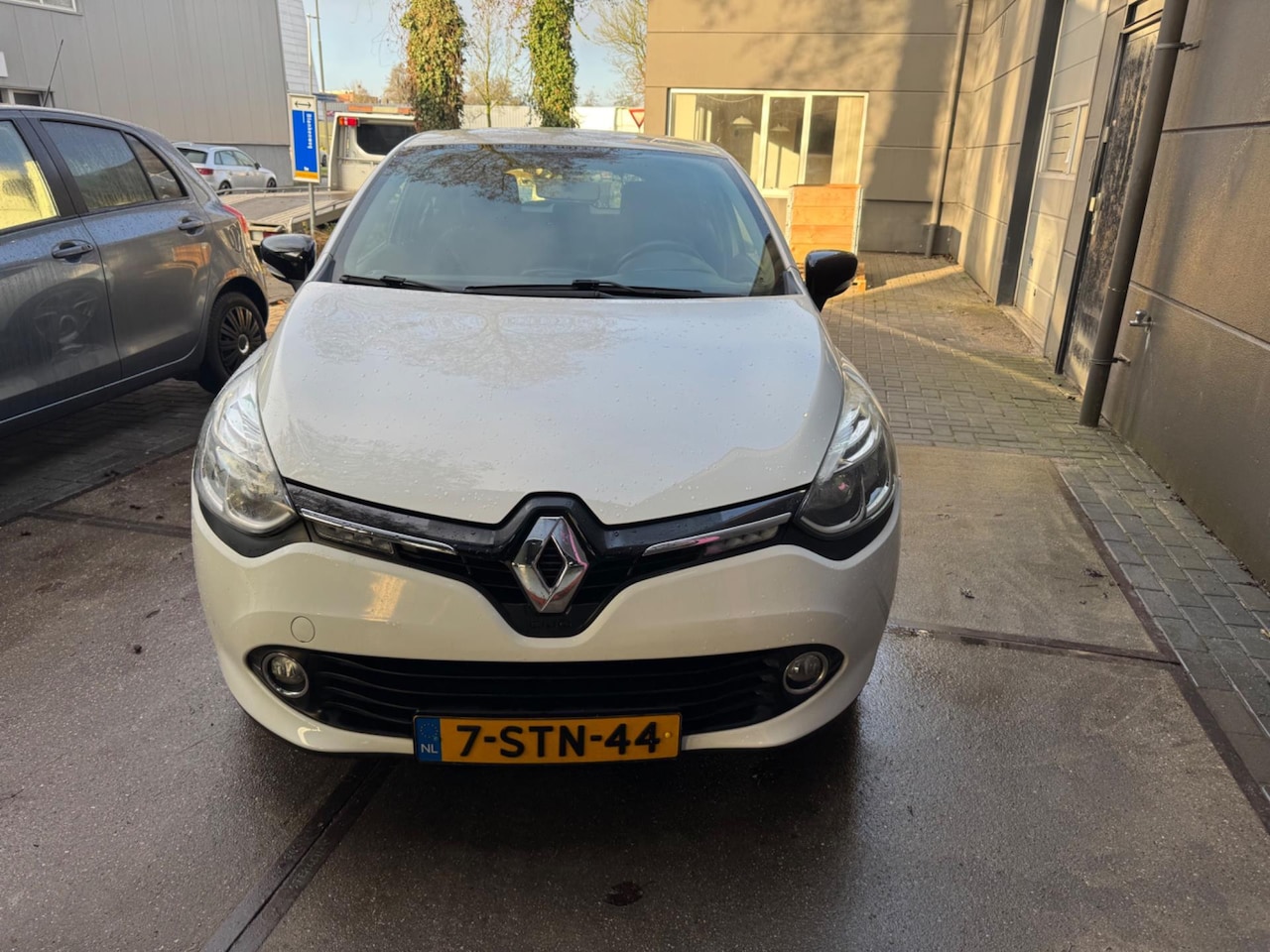 Renault Clio - 0.9 TCe Expression 0.9 TCe Expression - AutoWereld.nl