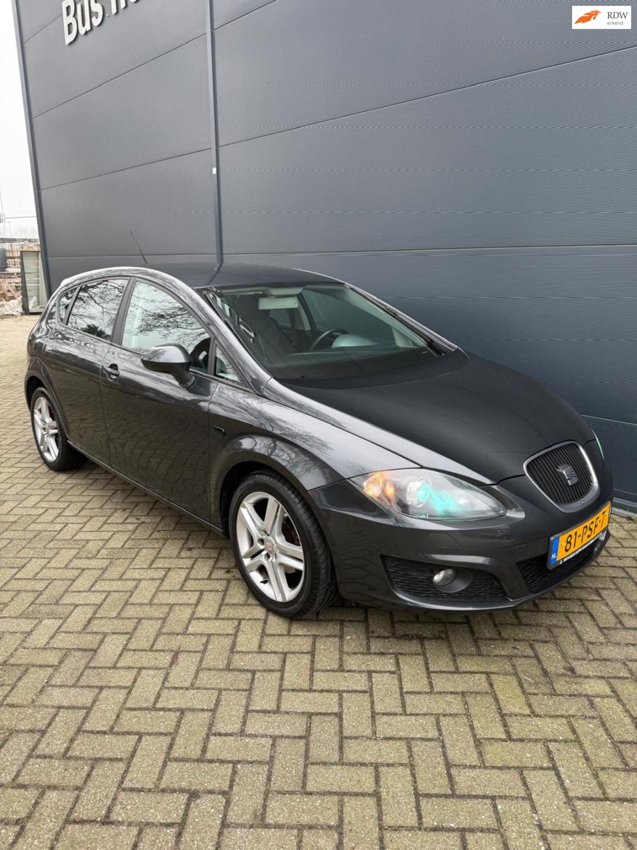 Seat Leon - 1.2 TSI/navi/bleutoo/stoelverwarming/leer/parksensoren - AutoWereld.nl