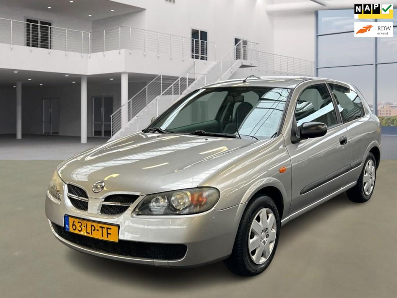 Nissan Almera - 1.5 Visia/APK TOT 09-04-2025 - AutoWereld.nl