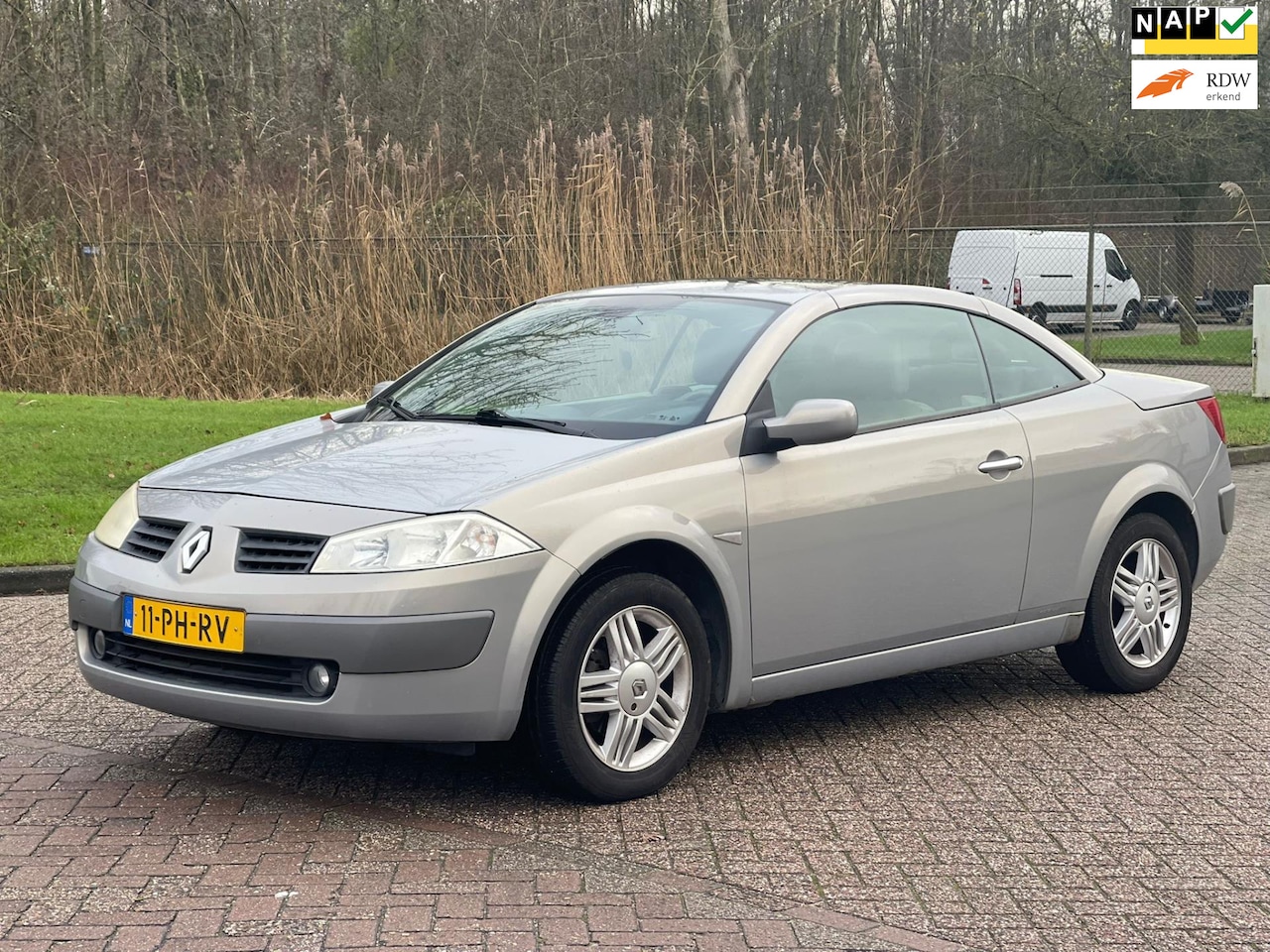 Renault Mégane coupé cabriolet - 1.6-16V Dynamique Luxe/APK TOT 05-03-2025 - AutoWereld.nl