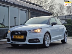 Audi A1 Sportback - 1.0 TFSI Adrenalin Sline panozwart lak dak 5 deurs