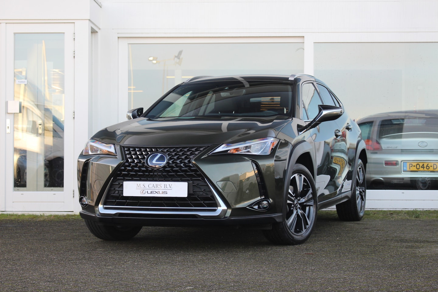 Lexus UX - 250h Hybride Business Line I Camera I Applecarplay/Android-auto - AutoWereld.nl