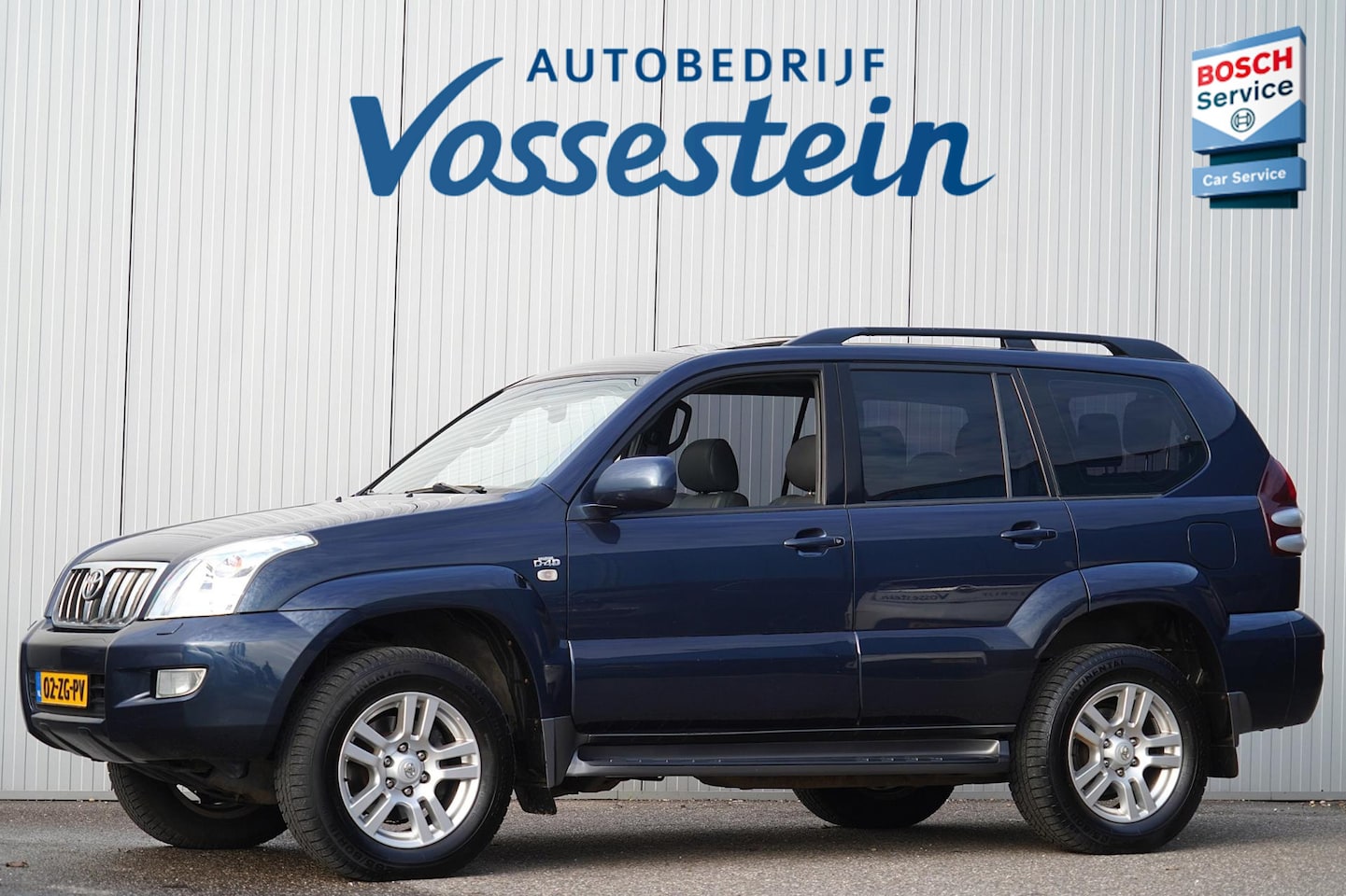 Toyota Land Cruiser - 3.0 D-4D Executive / Automaat / Youngtimer / 8 Zitplaatsen / Leder / Schuifdak / Navigatie - AutoWereld.nl