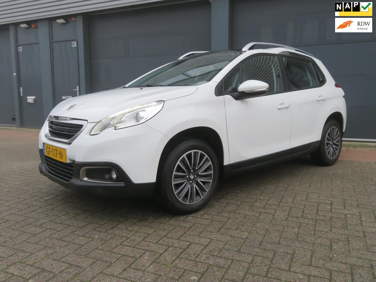 Peugeot 2008 - 1.2 PureTech Active 1.2 PureTech Active - AutoWereld.nl