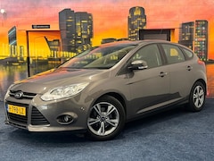 Ford Focus - 1.0 EcoBoost Titanium Autoparking|Parkeersensoren