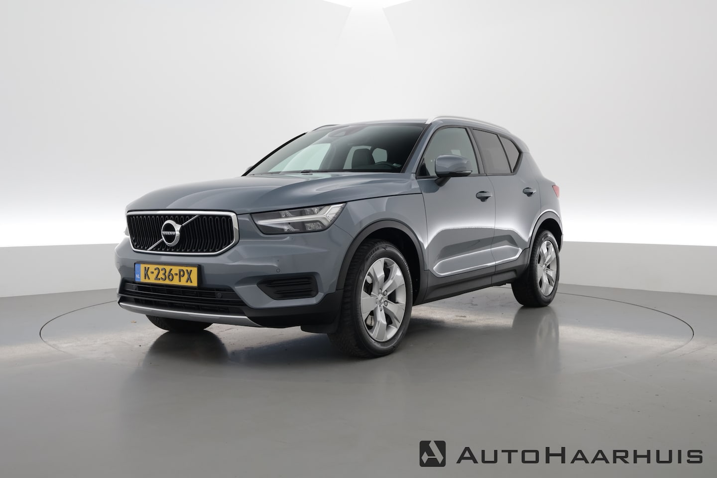 Volvo XC40 - 2.0 T4 Momentum Pro | Cruise | Navi | Camera | Stoelver. | Harman Kardon - AutoWereld.nl