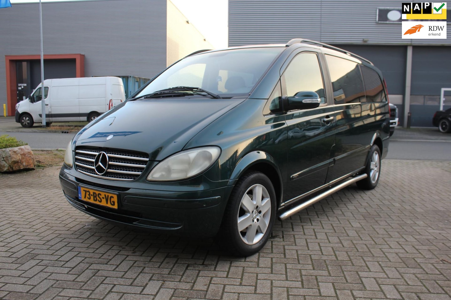 Mercedes-Benz Viano - 2.2 CDI Trend 2.2 CDI Trend - AutoWereld.nl