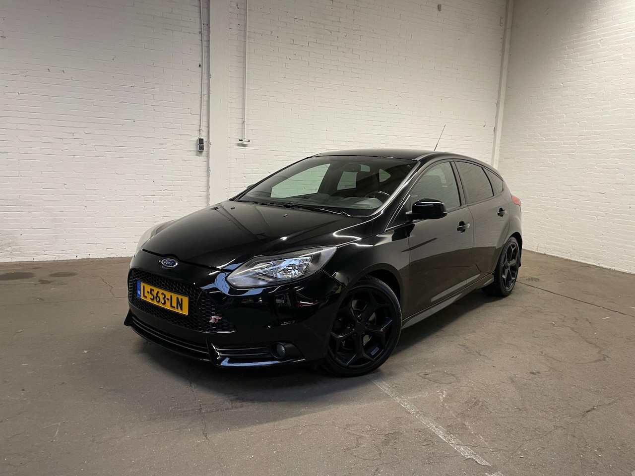 Ford Focus - 2.0 EcoBoost ST-3 Recaro kuipstoelen|Stoelverwarming - AutoWereld.nl