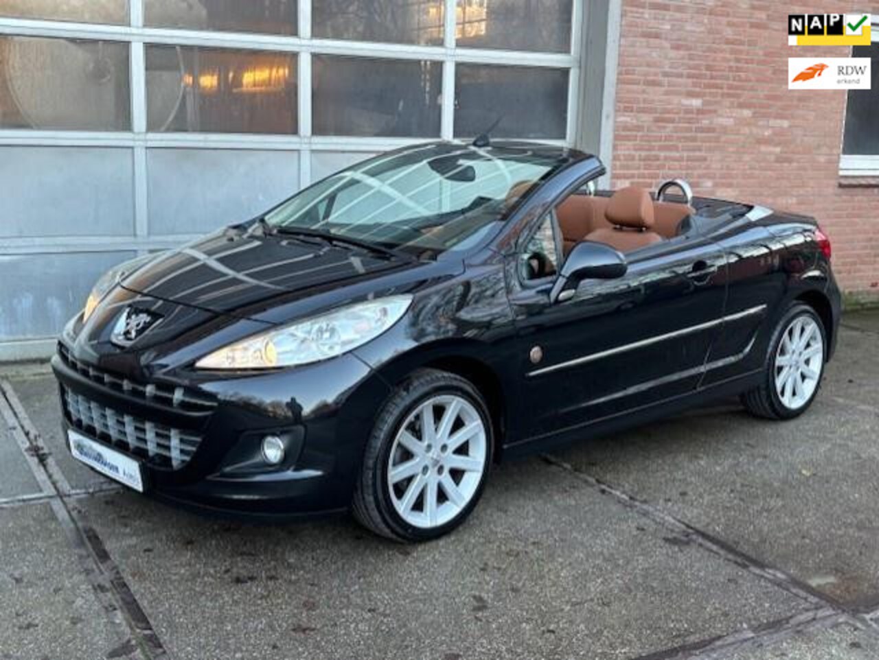 Peugeot 207 CC - 1.6 VTi Roland Garros 1.6 VTi Roland Garros - AutoWereld.nl