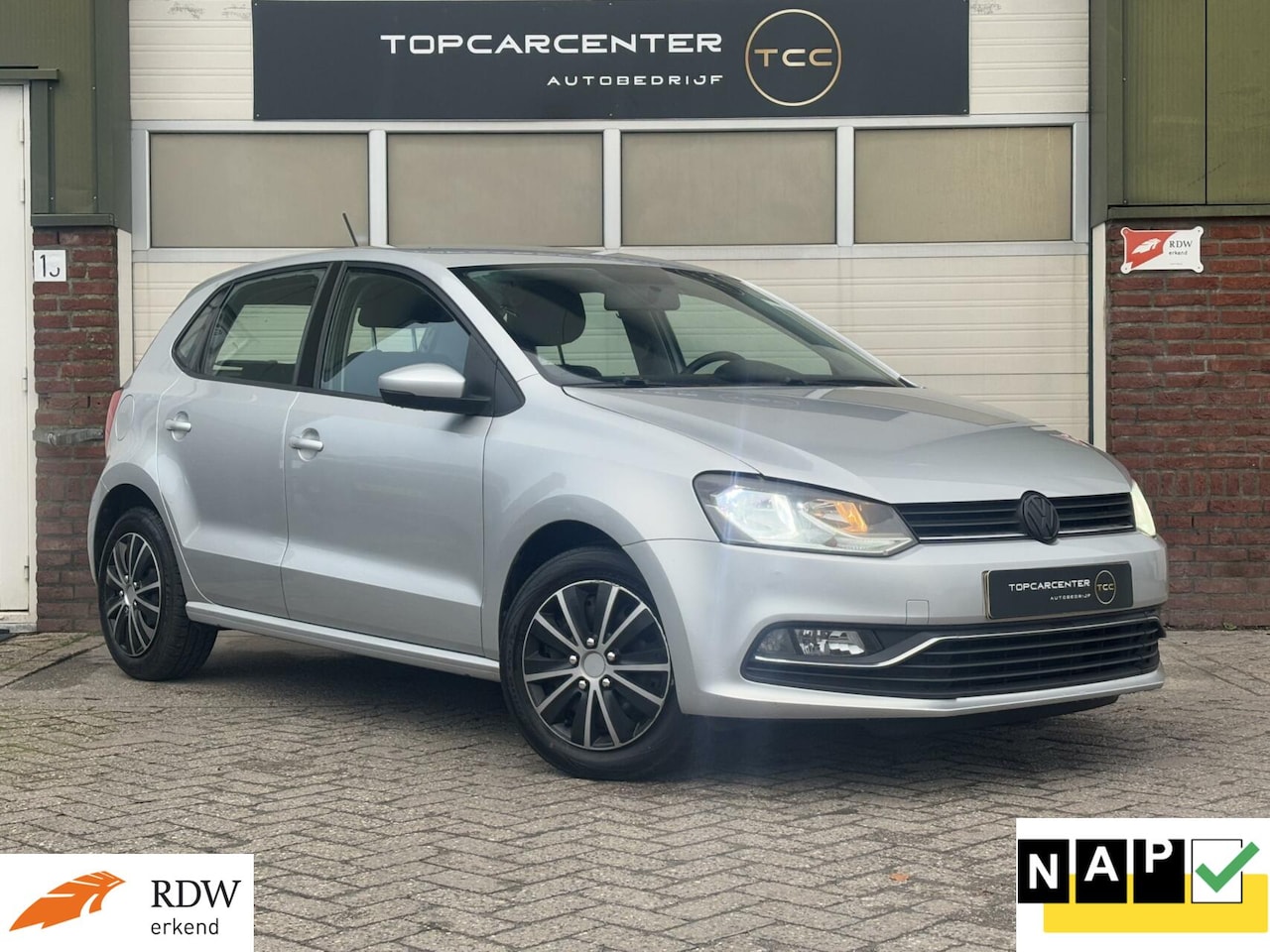 Volkswagen Polo - 1.0 Comfortline/AIRCO/CRUISE/5DRS/APK/NAP - AutoWereld.nl