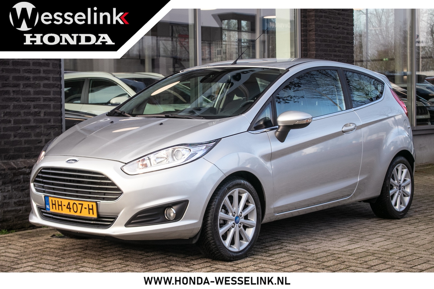 Ford Fiesta - 1.0 Titanium - All-in rijklprs | winterbandenset | clima - AutoWereld.nl