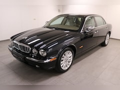 Jaguar XJ - 3.5 V8 Sovereign LWB