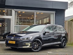 Volkswagen Passat Variant - 1.4 TSI GTE Highline PANO / ACC / TREKHAAK