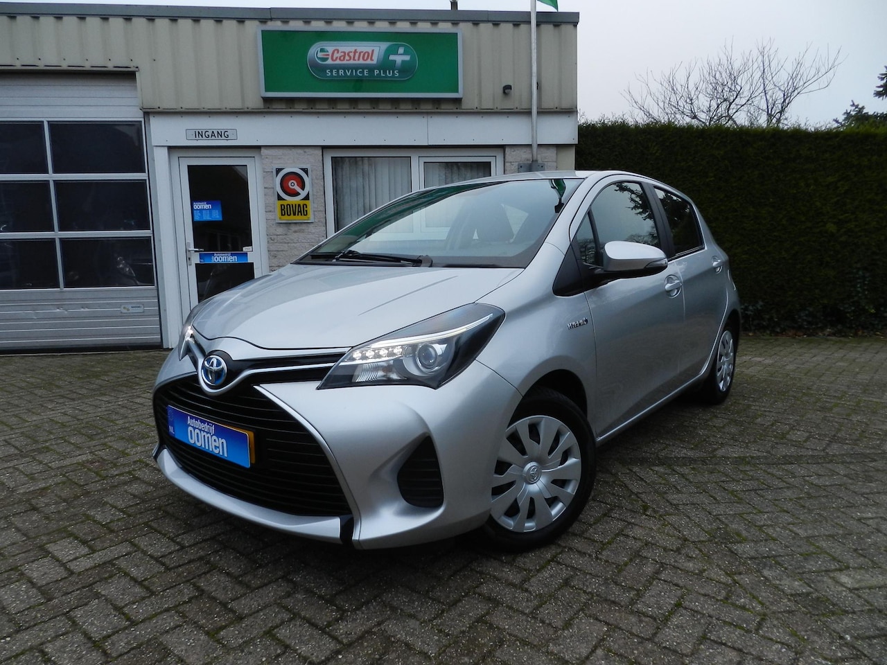 Toyota Yaris - 1.5 Hybrid Aspiration - Trekhaak - Cruise Control - Climate Control - Automaat - Origineel - AutoWereld.nl