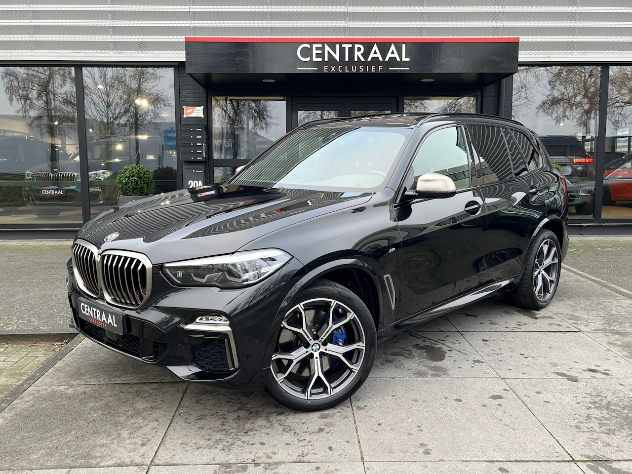 BMW X5 - M50i High Executive M-Sport 530PK|Pano|Carbon|Memory|Camera|Keyless|ACC|Carplay|Leder - AutoWereld.nl