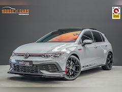 Volkswagen Golf - GTI Clubsport 2.0 300pk TSI |nieuw staat|fabrieksgarantie|Akrapovic|panoramdak|Maxton|19"