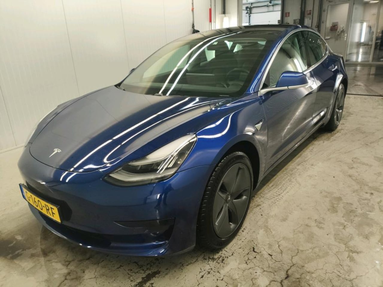 Tesla Model 3 - Standard RWD Plus [ TREKHAAK+AUTOPILOT+60 kWh+PREMIUM AUDIO ] - AutoWereld.nl