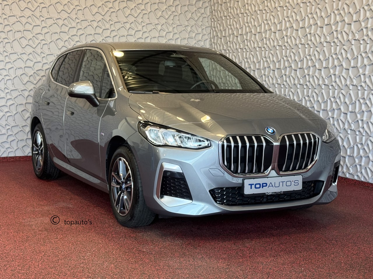 BMW 2-serie Active Tourer - 230E XDRIVE 326PK M SPORT LED ELEK.KLEP CAMERA TREKHAAK 04/2024 AWD 4X4 4WD M-Sportpakket - AutoWereld.nl