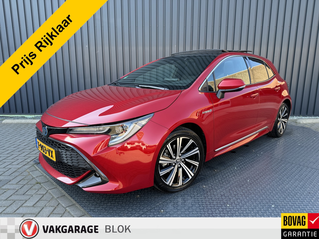 Toyota Corolla - 1.8 Hybrid Dynamic | Schuif-kanteldak | NIEUWSTAAR | Rijklaar!! - AutoWereld.nl