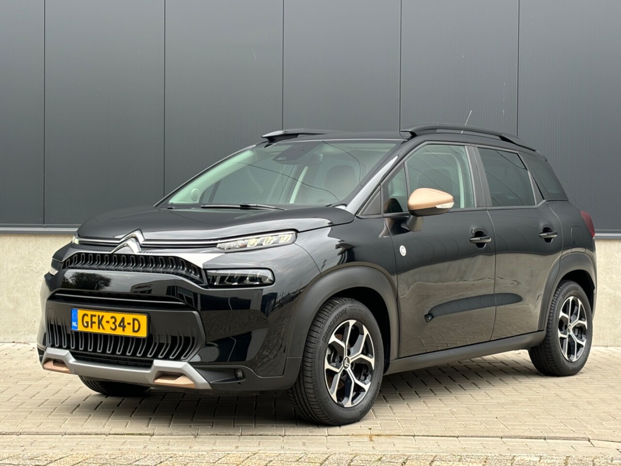 Citroën C3 Aircross - 1.2 PureTech 110pk S&S C-Series | Navigatie | Climate Control | Parkeersensoren - AutoWereld.nl