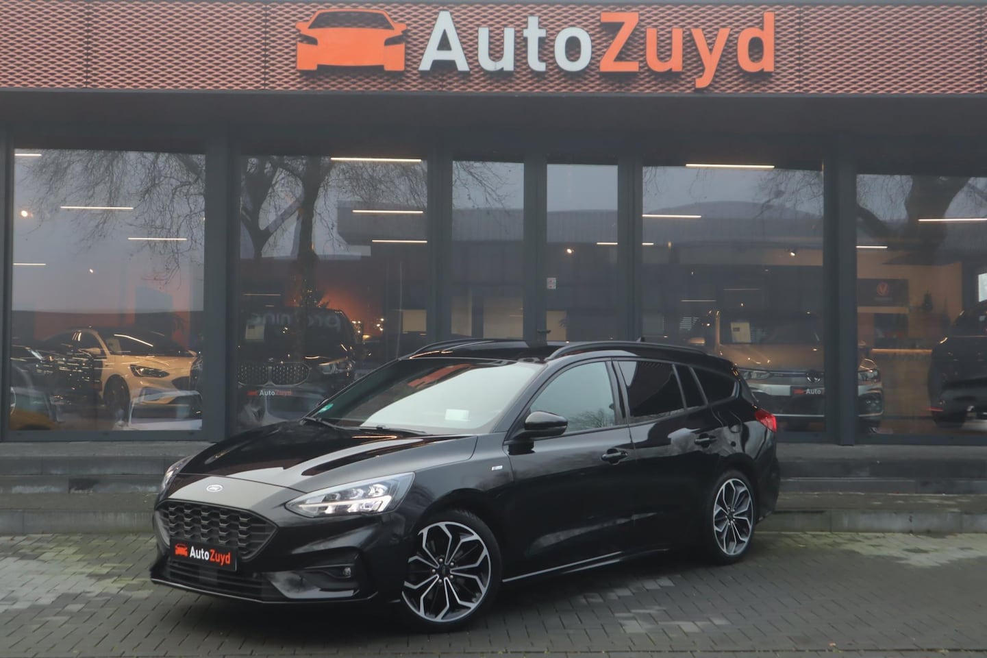 Ford Focus Wagon - 1.5 EcoBoost ST Line Business / Navi / B&0 / CarPlay / Clima / DAB - AutoWereld.nl