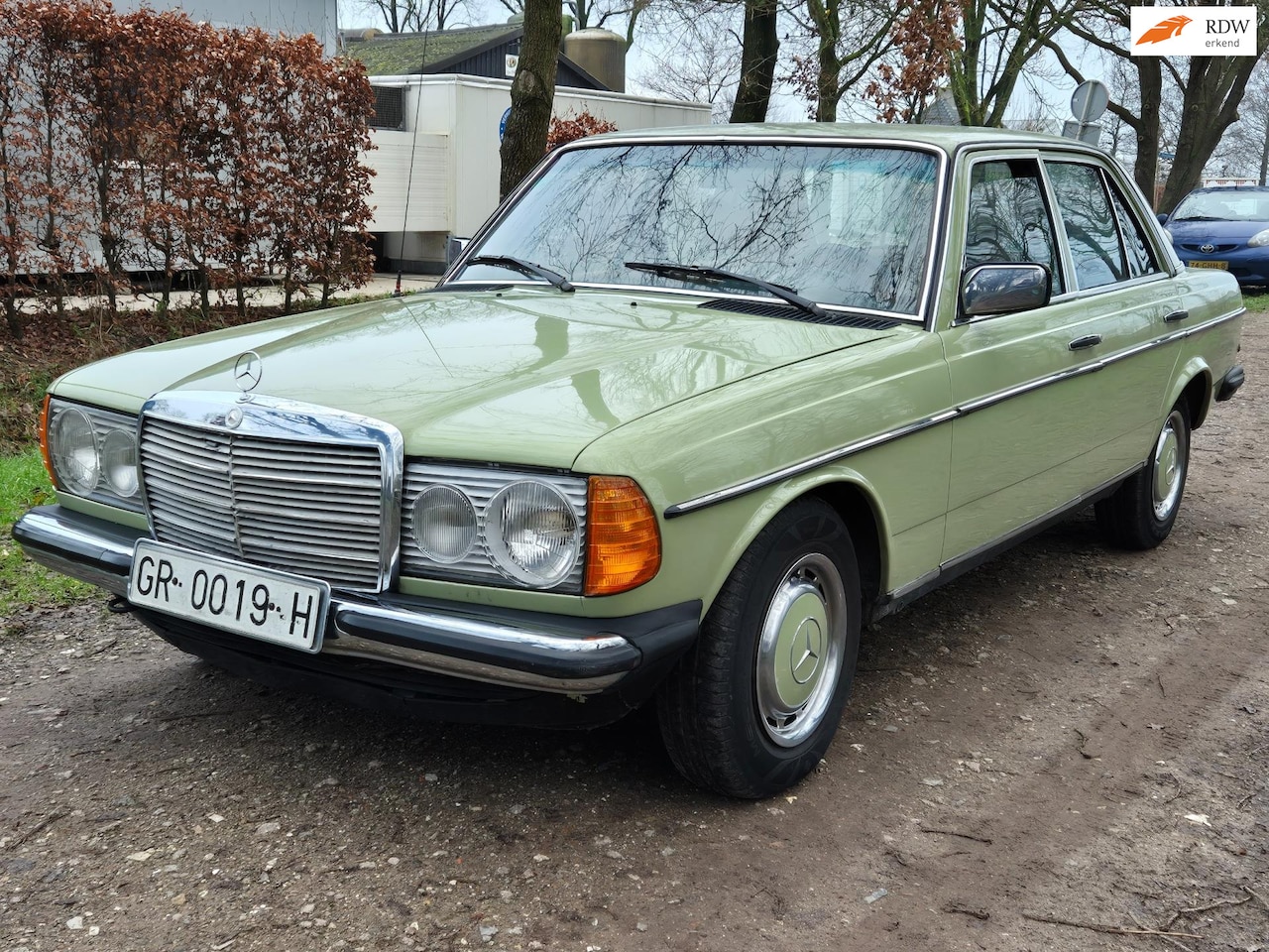 Mercedes-Benz 200-280 (W123) - 300 D 5 cyl. *NL kenteken* - AutoWereld.nl