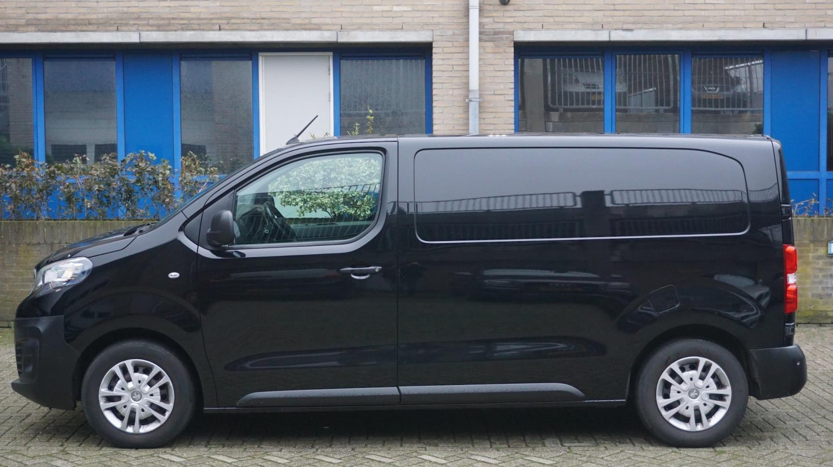 Peugeot Expert - 1.5 BlueHDI 100 Standard Premium Excl. BTW - AutoWereld.nl