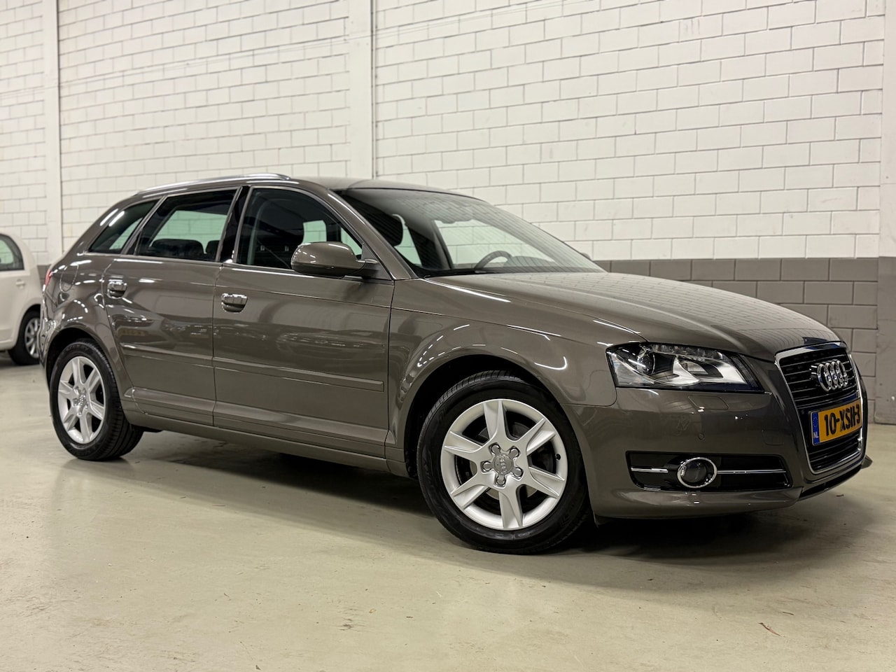 Audi A3 Sportback - 1.2 TFSI Attraction Advance 1.2 TFSI Attraction Advance - AutoWereld.nl