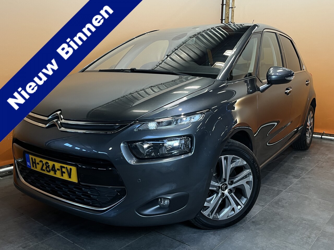 Citroën C4 Picasso - 1.6 e-THP Intensive automaat navigatie - AutoWereld.nl