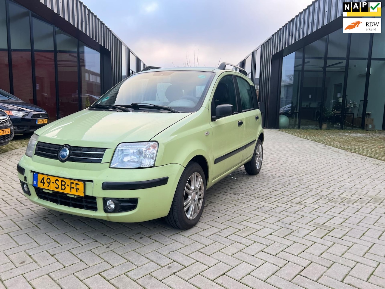 Fiat Panda - 1.2 Navigator Airco Elek pakket Nwe APk - AutoWereld.nl