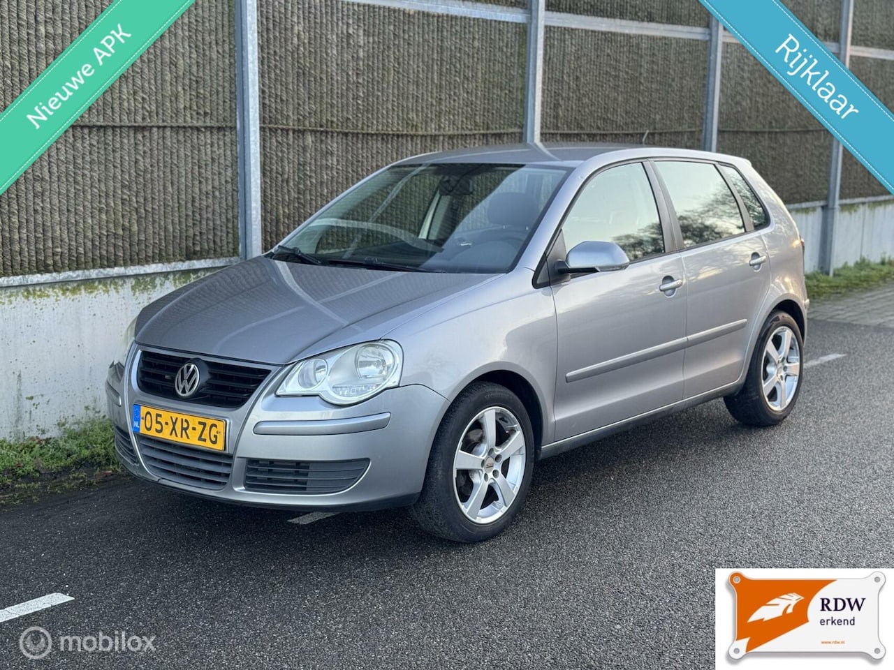 Volkswagen Polo - 1.4-16V Comfortline NAP/AIRCO/NWE APK/ELEK.PAKKET - AutoWereld.nl