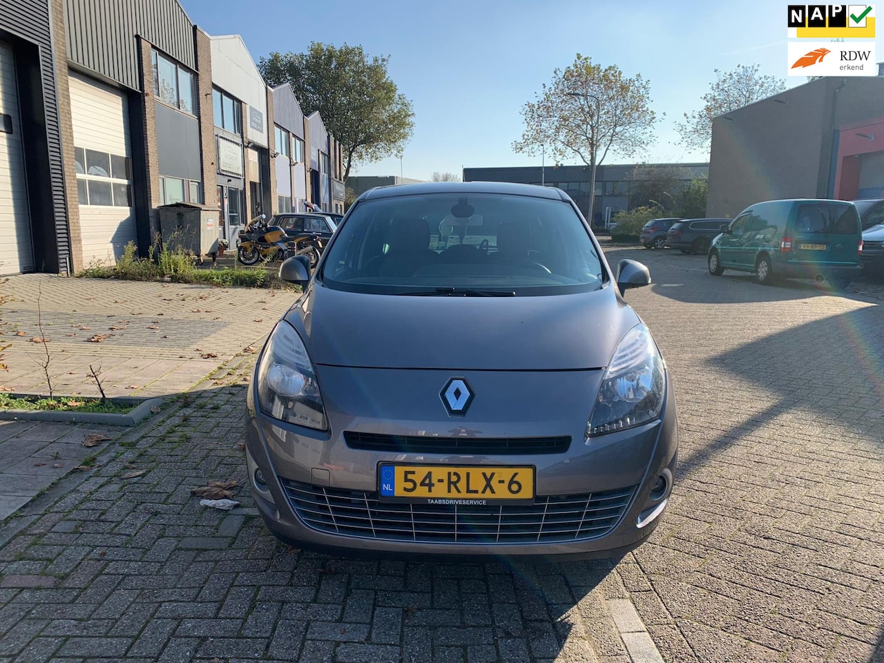 Renault Grand Scénic - 1.6 Parisienne E85 1.6 Parisienne E85 - AutoWereld.nl