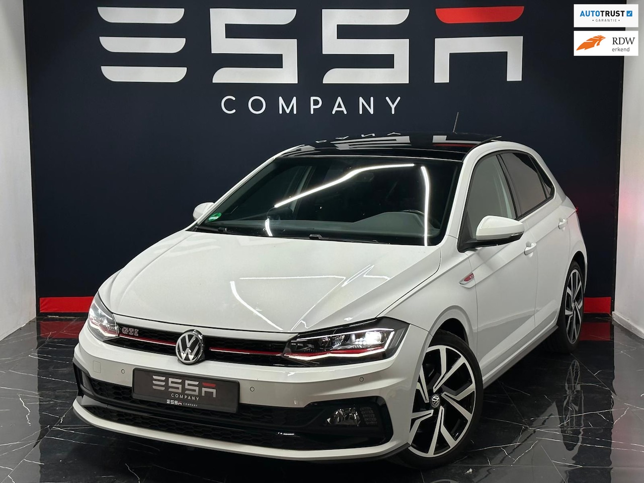 Volkswagen Polo - 2.0 TSI GTI Pano Virtual ACC Achteruitrijcamera Navi - AutoWereld.nl