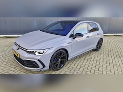 Volkswagen Golf - 1.5 eTSI R-Line Bns