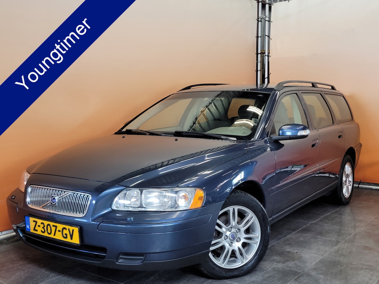 Volvo V70 - 2.4 Edition Classic youngtimer historie aanwezig - AutoWereld.nl